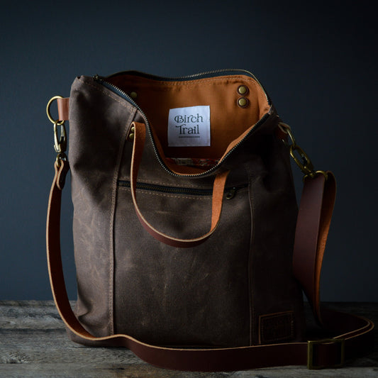 Redwood Tote - Dark Oak